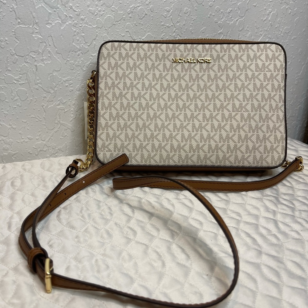 Michael Kors crossbody